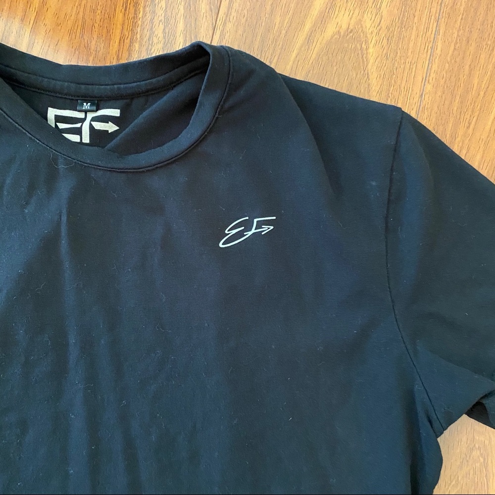 Everforward Performance Crop Top - Picture 2 of 4